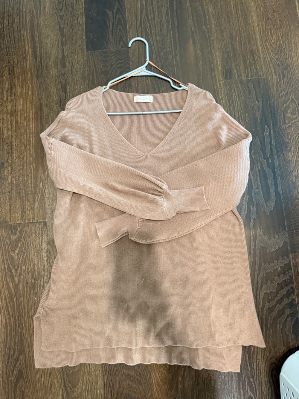 Altar'd State V-Neck Sweater in Mauve Pink